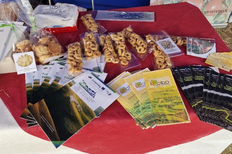 20250725_184800 Biscotti con farina di lupino